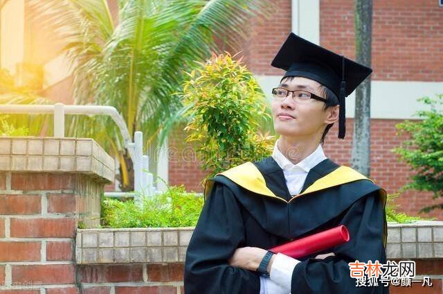 人在低谷时，你是如何度过的？
