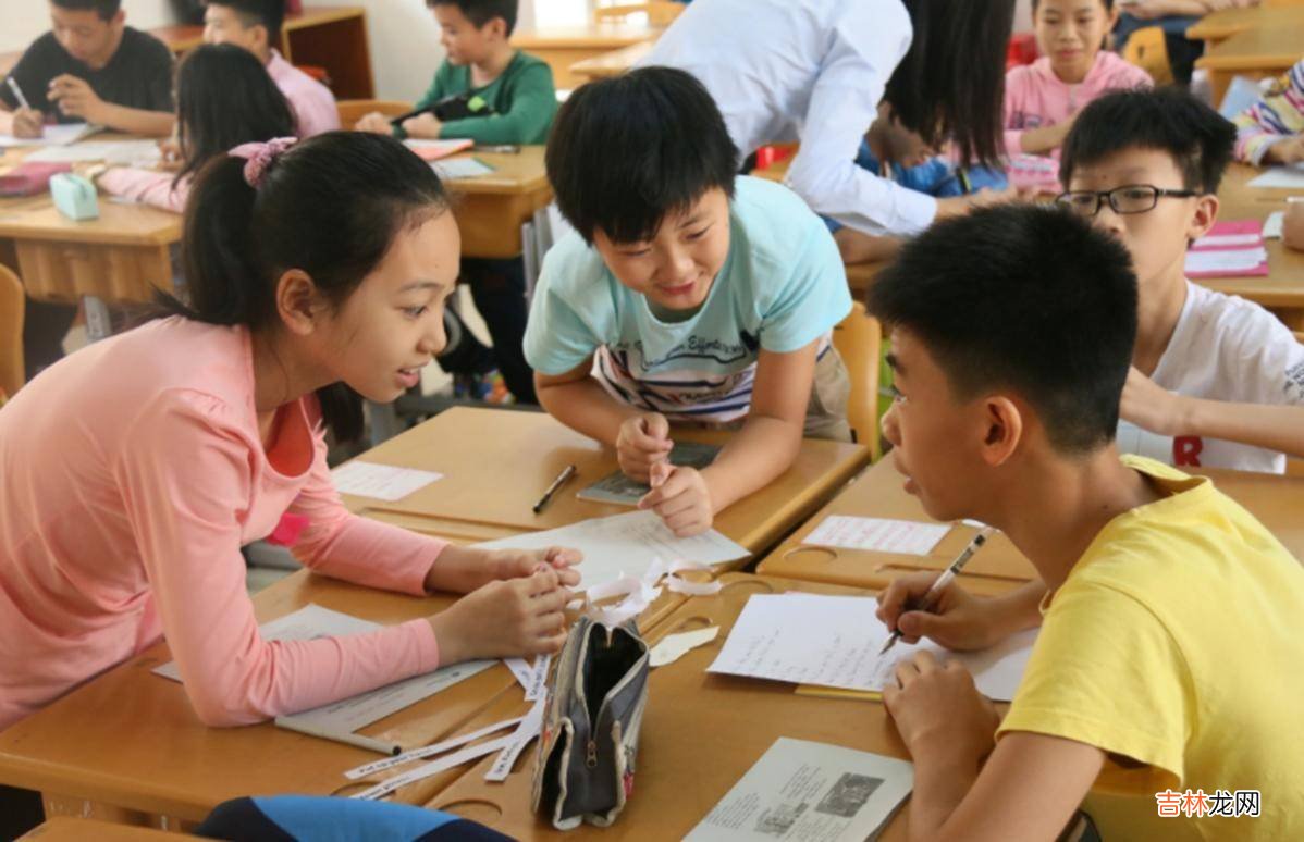 若孩子的这3个特征很“突出”，可能是天生的学霸，爸妈可放宽心