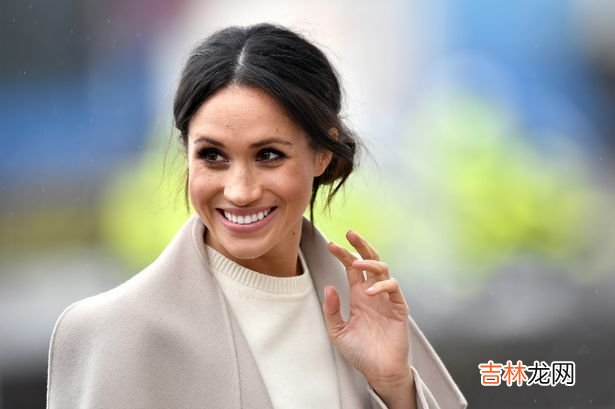 梅根遇到哈里非偶然：她一直在英国寻找适合男人，想要财富和名声