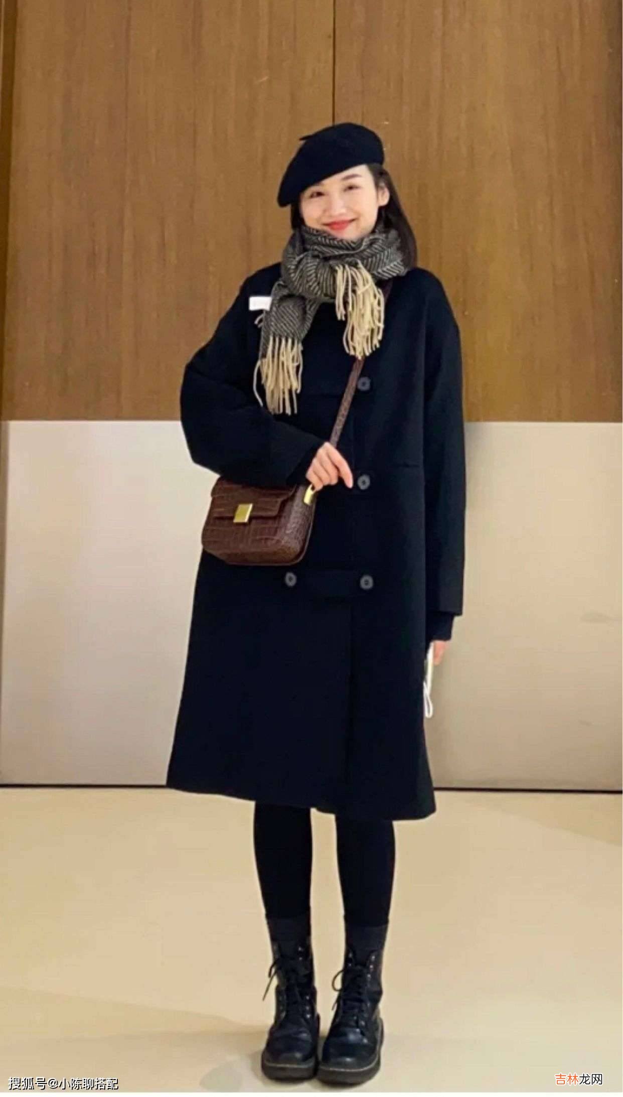 鲨鱼裤舒适度极高，可太难穿！聪明女人都这样搭，显瘦又时髦
