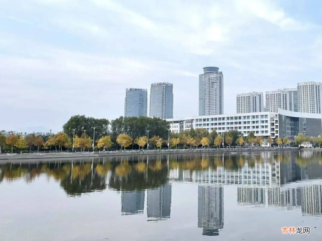 美翻了！山东高校秋景“大片”来袭！