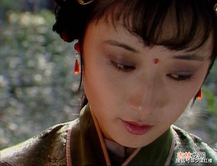 红楼梦里第一个出场的女性，被曹雪芹赋予了很深的隐喻