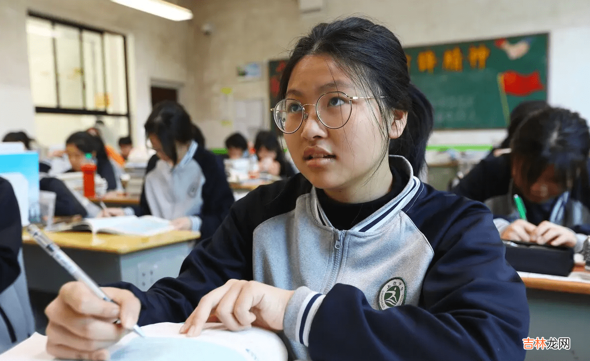 普高鸡头和重高凤尾的差距，高考之后才显现，实在是悔不当初