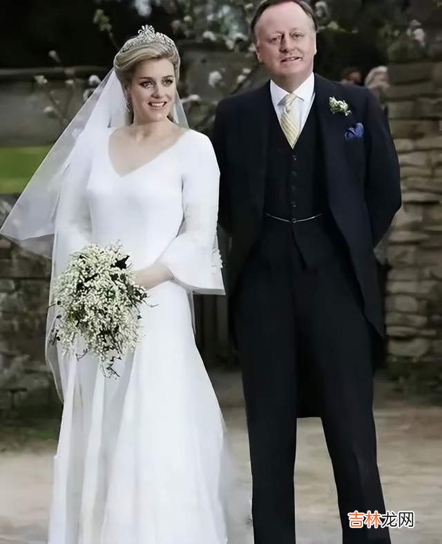 卡米拉女儿劳拉：因100万英镑扭转对查尔斯的态度，曾跟威廉互掐