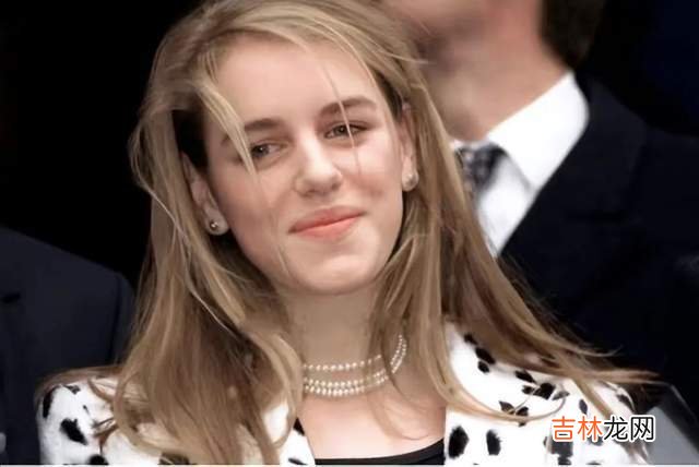 卡米拉女儿劳拉：因100万英镑扭转对查尔斯的态度，曾跟威廉互掐