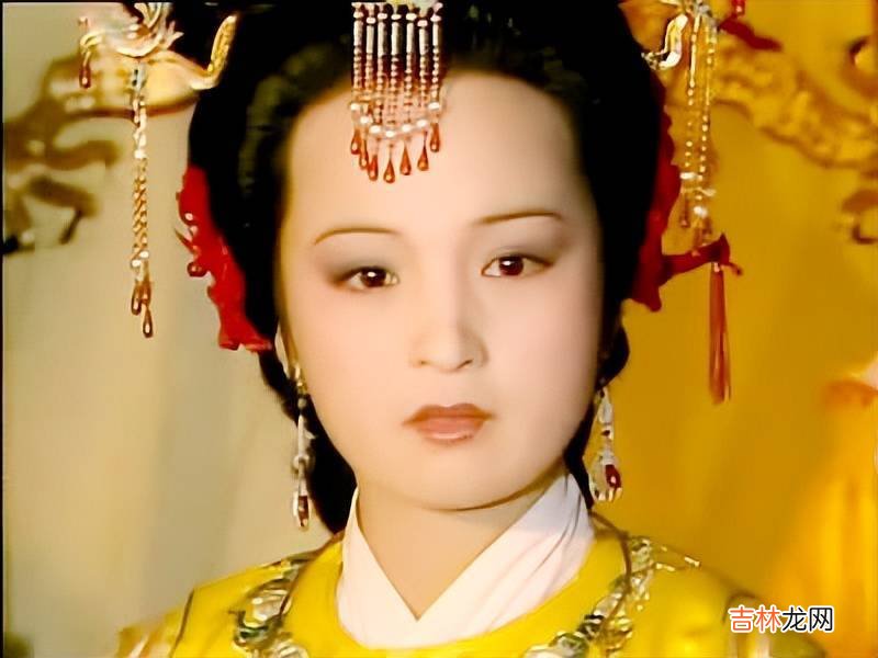 贾元春死于战事,晴雯血染沙场,红楼梦作者在说什么故事呢