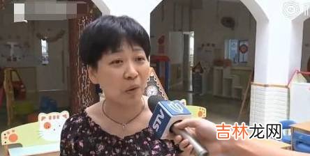 孩子提醒舅舅送错幼儿园,舅舅:你快进去,你是不是想逃学?