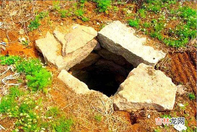 一件传家之宝，被借走30年为何不还？宝物最终应该归谁所有？