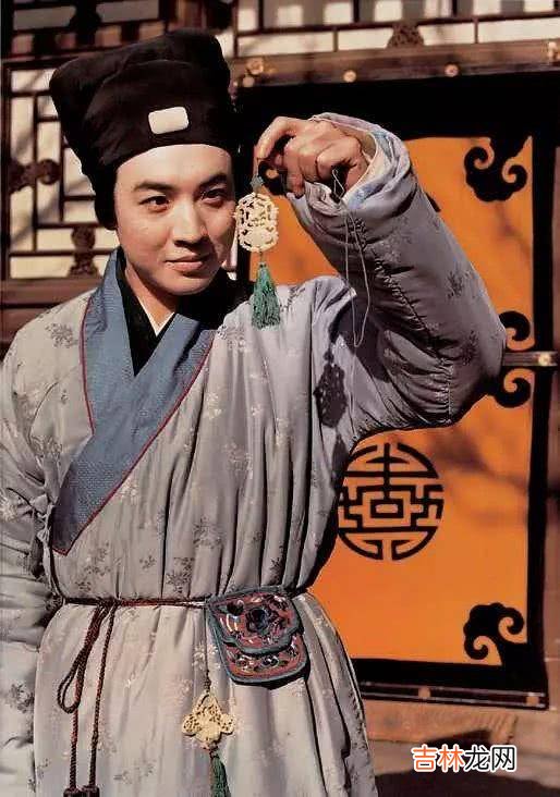 “亲嫂子，等死我了！”写出了贾瑞怎样的青春？飞蛾扑火的爱至死不悔