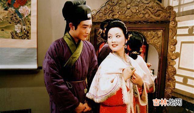 “亲嫂子，等死我了！”写出了贾瑞怎样的青春？飞蛾扑火的爱至死不悔