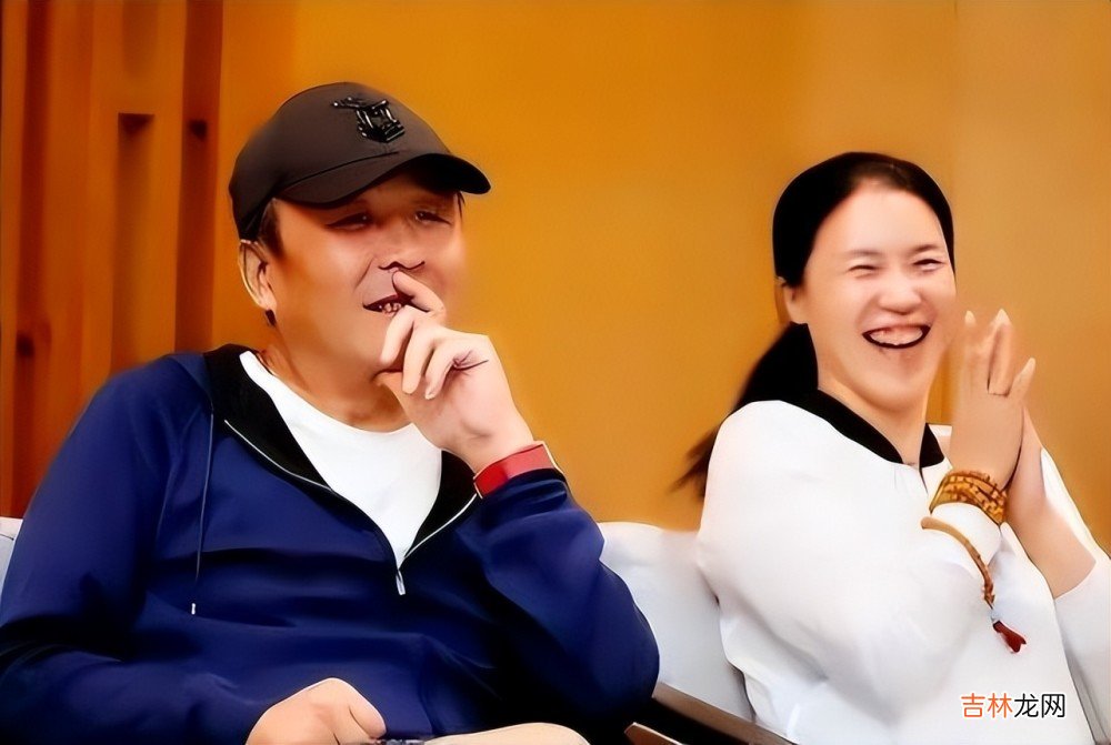吃醋！王楠巨富老公心疼女儿感冒坚持训练，楠姐：你咋不说我累不累呢