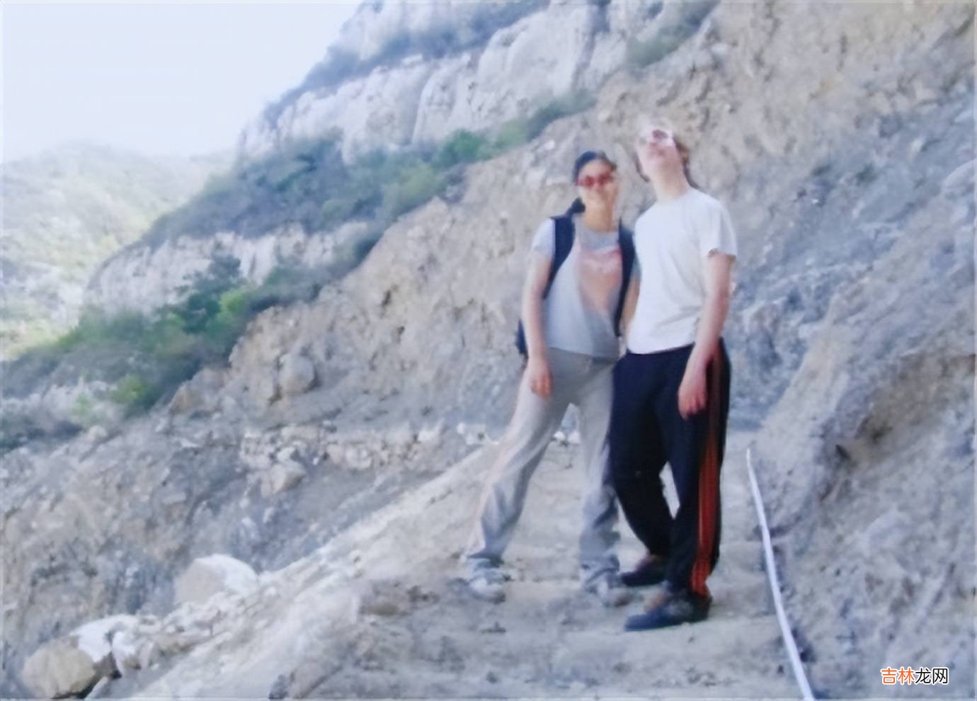 08年，广西女孩陈亚焕遭遇车祸瘫痪，美国男友兼职4份工悉心照料