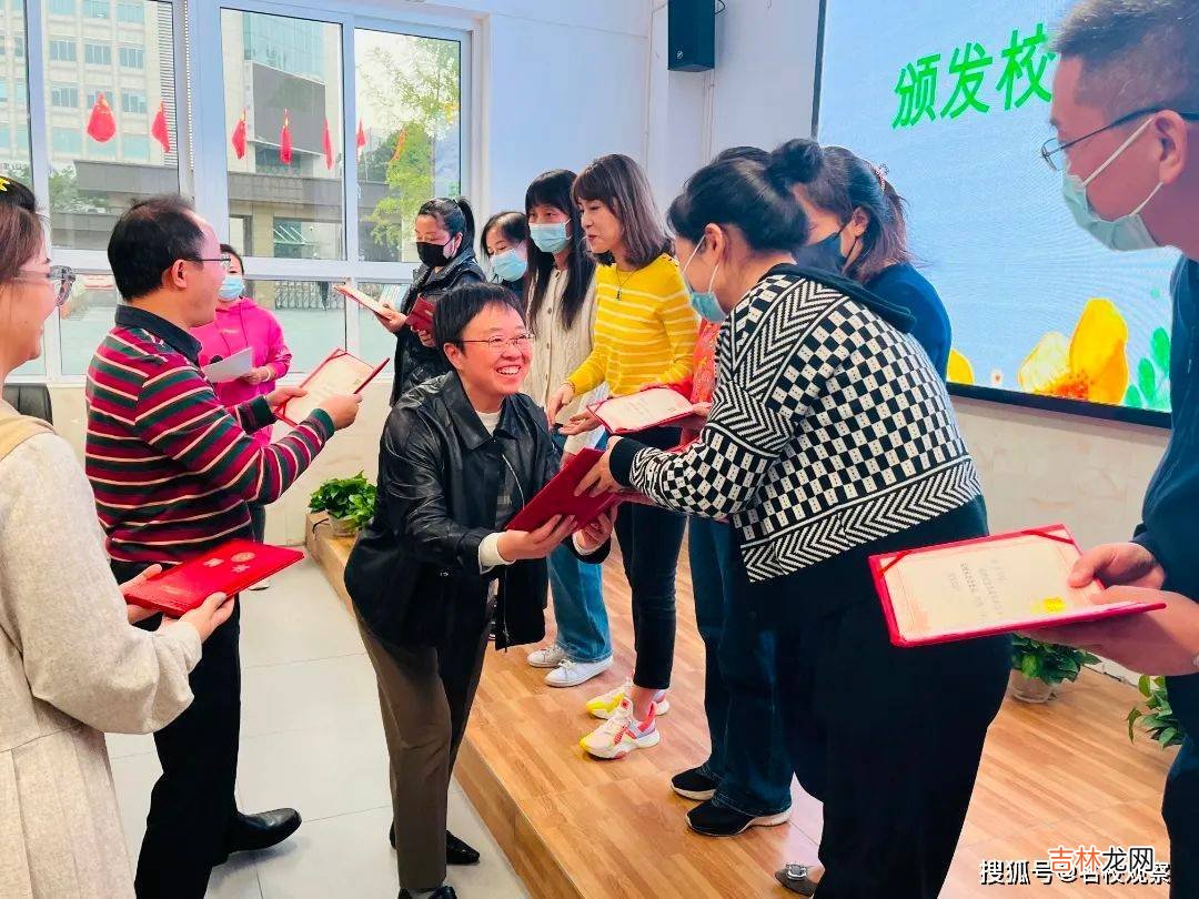 成都十七中，家校紧密携手，凝心聚力促发展，同心同行铸辉煌！