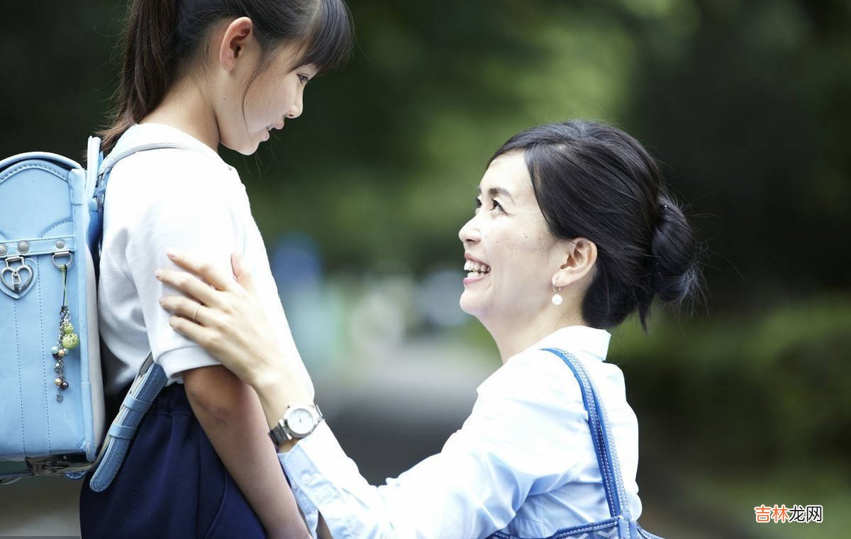 学霸妈妈在孩子面前学会示弱，娃成绩突飞猛进，家有孩子都该学学