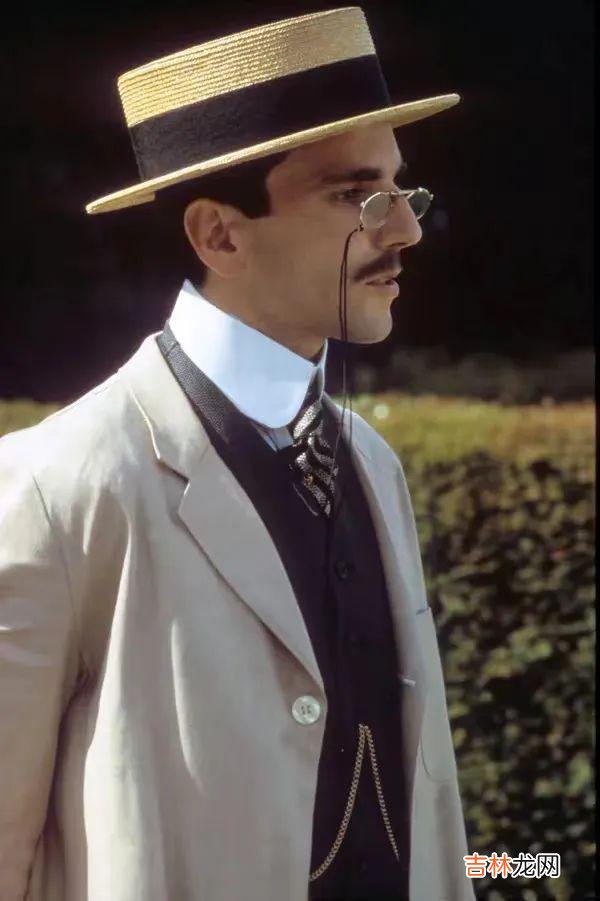 《看得见风景的房间》：比门当户对更重要的，是情投意合