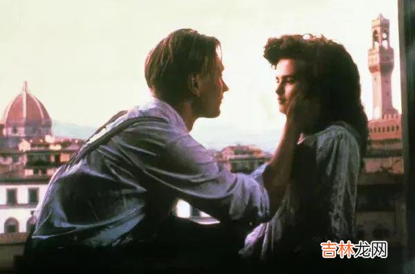 《看得见风景的房间》：比门当户对更重要的，是情投意合