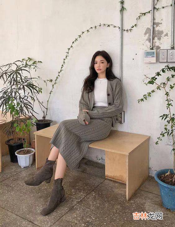 時髦女人不要溫度要風度，看她們光腿穿短靴，有點冷但時髦洋氣