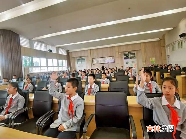 遇到校园霸凌怎么办？孩子教科书式的应对方法，怼得老师哑口无言