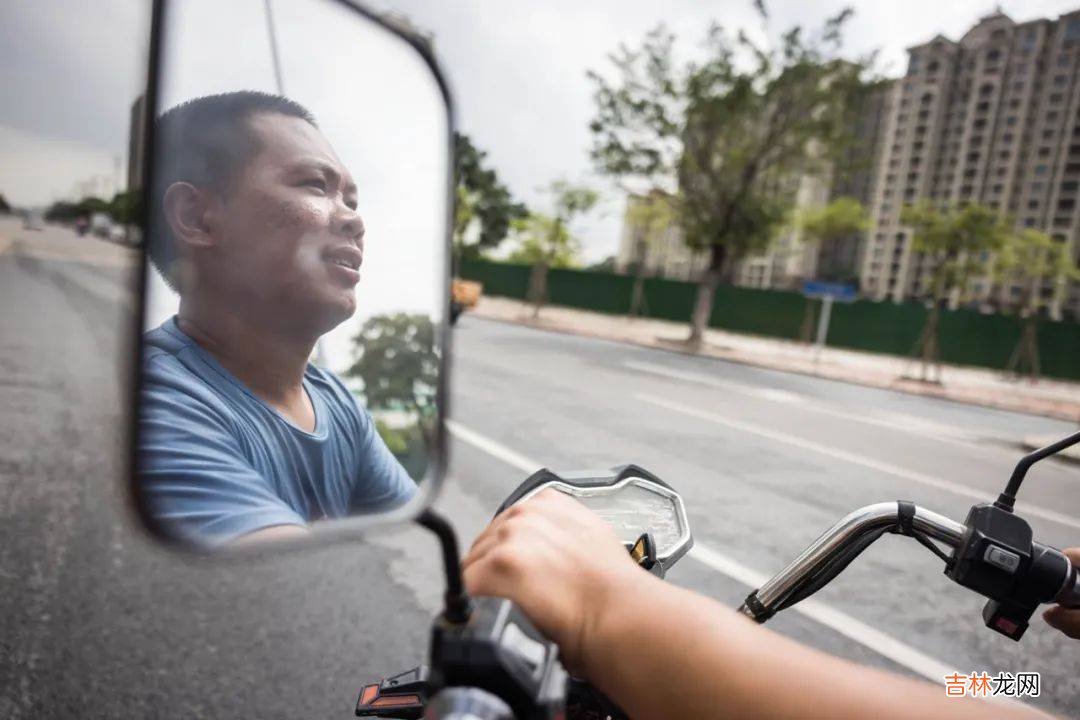 馋死人的“路边摊10元盒饭”，都是谁在吃
