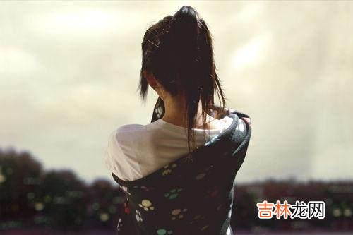1.走不进的世界就不要硬挤了 走不进的世界就不要硬挤了，难为了别人，作贱了自己，何必呢