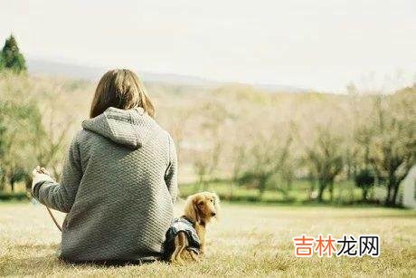 1.走不进的世界就不要硬挤了 走不进的世界就不要硬挤了，难为了别人，作贱了自己，何必呢