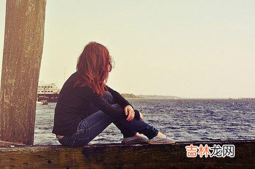 1.再怎么想你 两颗心，曾经靠的那么近，如今却要这样放弃