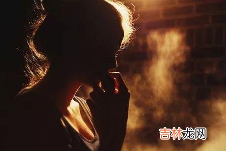 1.不主动找你 爱情最怕好起来不给对方空间，恨起来不给对方机会