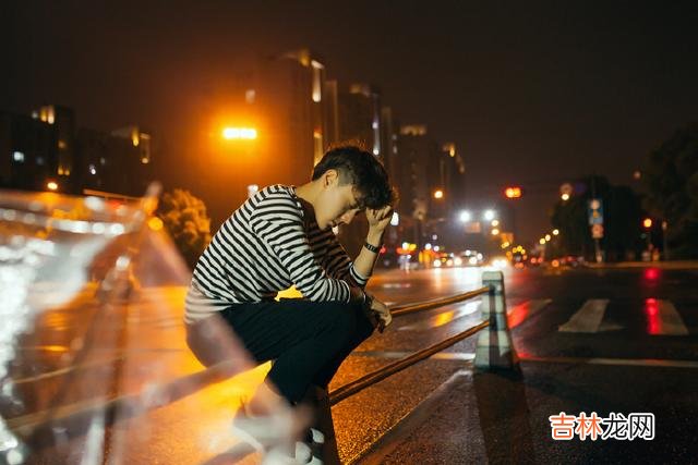 1.挺讨厌自己的 原谅我生性倔强，不擅长挽留，也从不回头