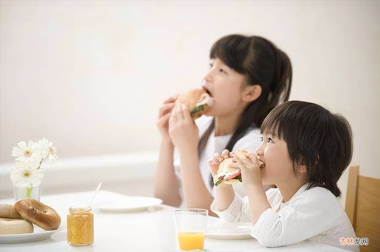 二胎最合适的年龄差是这个数，超了或者小了都不好，你家差几岁？