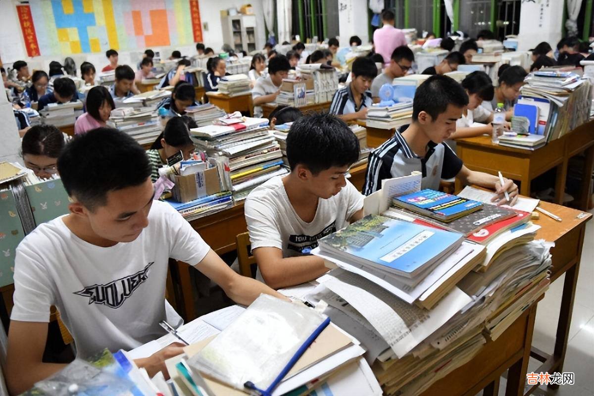 别再被小学假成绩欺骗，缺乏两种能力，小学成绩再好上初中也掉队