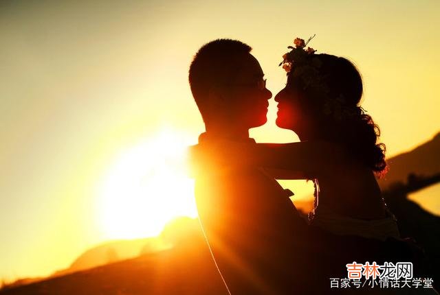导读：婚姻里 真正爱一个人，是爱人身体疼的时候，他心疼