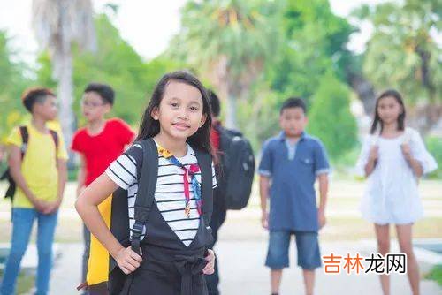一个女人最好的活法，不是嫁得有多好，而是这8个字！