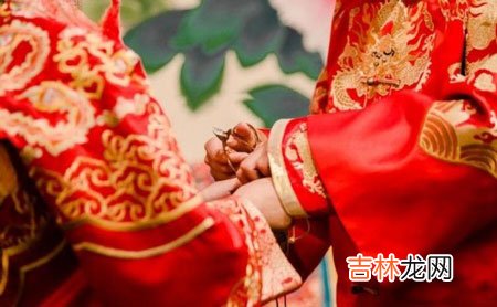 怎么从八字排盘上看结婚后的命运