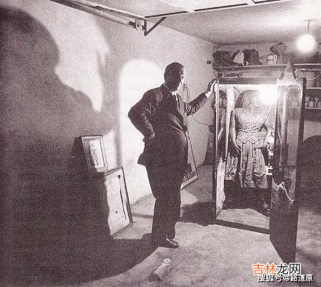 160年前,一个长胡子、长满体毛的女猿人,被四处展览受尽屈辱