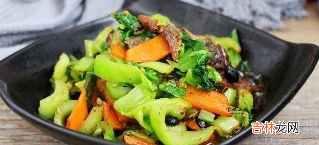 它被称为“减肥菜”，女性坚持每周吃三次，不用戒主食，越吃越瘦