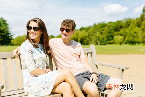 导语：浪漫当不了饭吃 以下几个标准,为你挑出有责任感、值得与你一起走下去的好男人