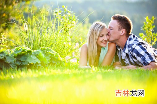 妻子一定要善于与老公的朋友、同事圈子相处