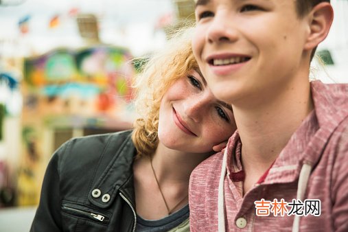 导语：男人在结婚之后 男人结婚后，如何处理男人的恋母情结，妻子该如何处理