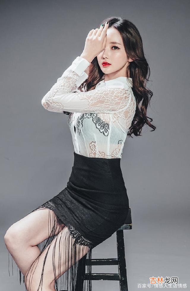 一、用一朵花看世界 用心看世界,用情看命运,活着,是一种精彩