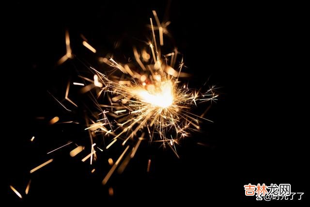 -01-作家张小娴曾经说过：想要忘记一...|人活一世，不是为了爱情而活着