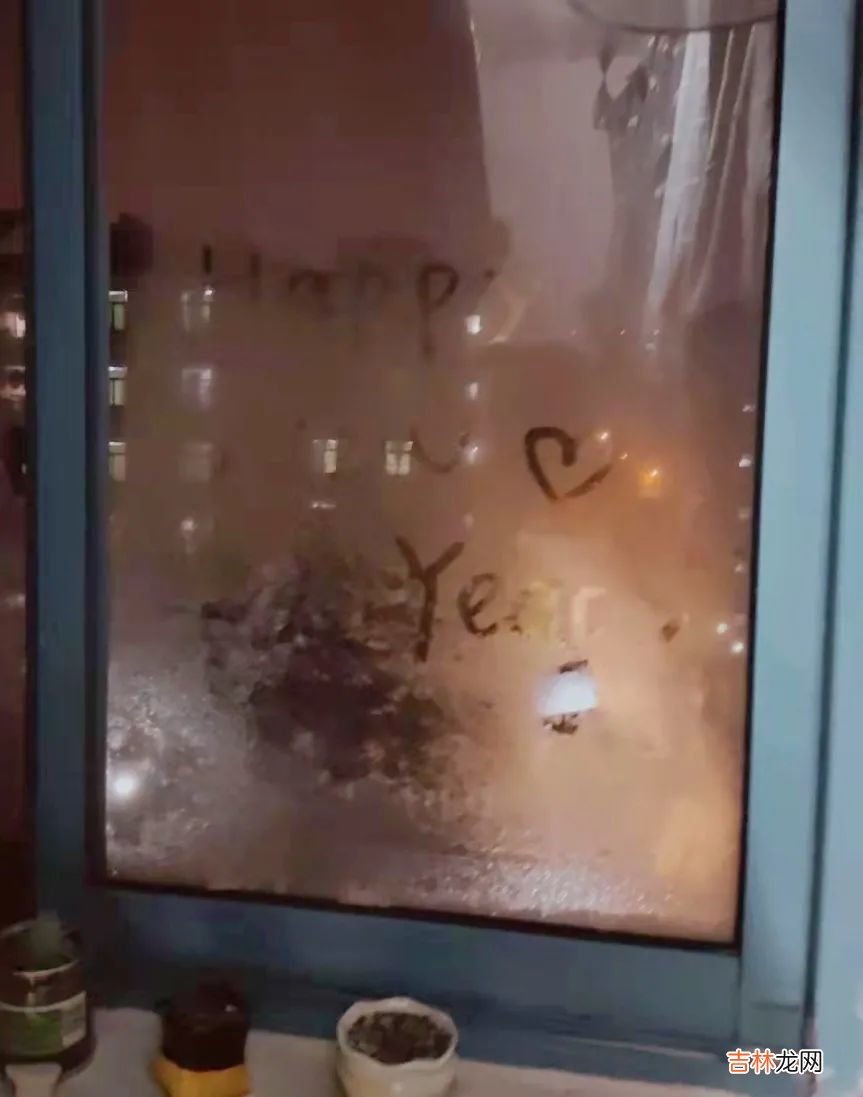 入夜后的四川大学