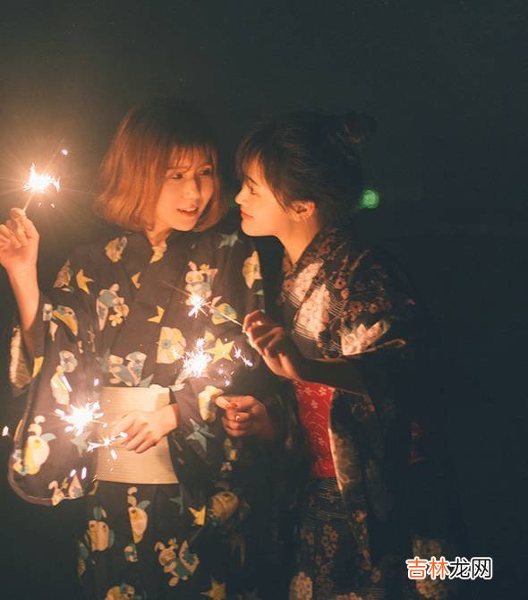 吵架后还肯做这6件事的男人，才是真的爱你！