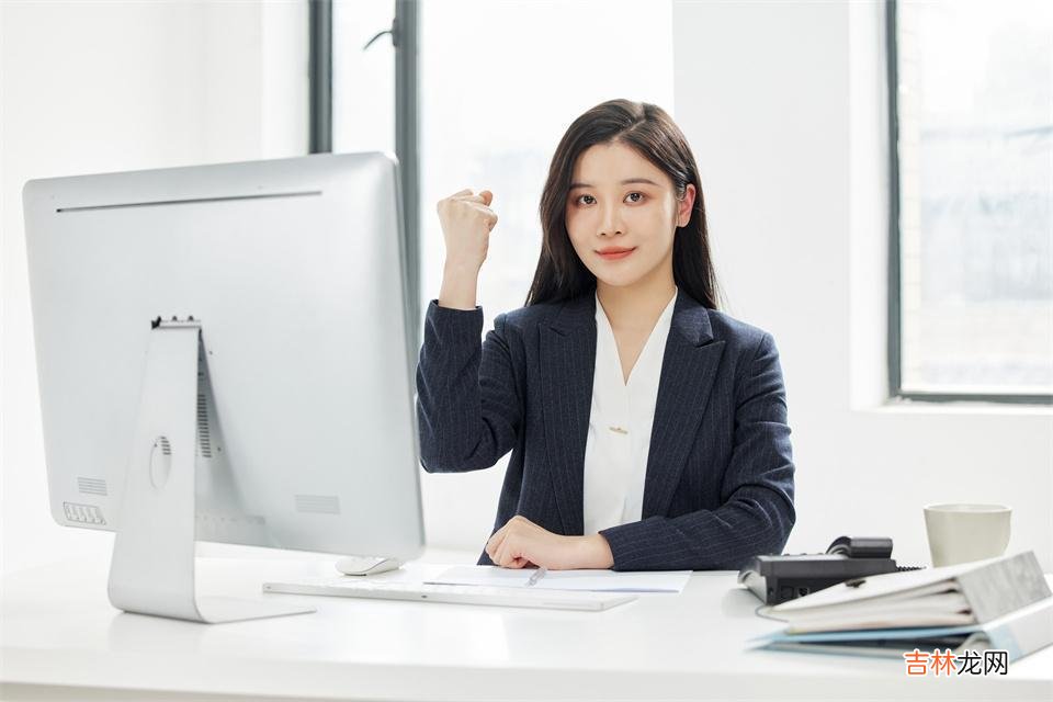 真正的职场高手，不是忙着挣钱，而是让自己更值钱！你认为呢？