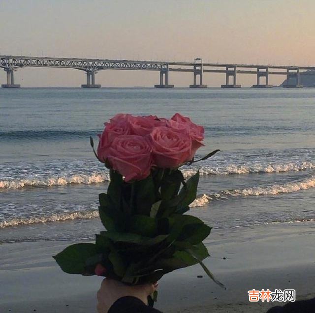 一、你的人生永远不会辜负你的 人生没有这么多来日方长,只有世事无常