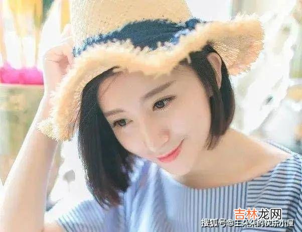 女人，你的余生想要活得漂亮，就一定要手握这4张“底牌”！