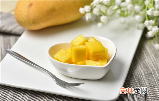 相亲第二次女生主动买单代表着什么？