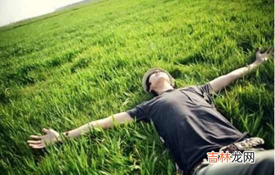 如何追求相亲对象？相亲是男女快速建立感情联系的一种方式 如何追求相亲对象，教你5招定情，提升吸引力追求成功率