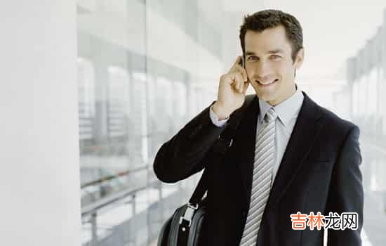 第一次相亲后怎么联系？通过第一次相亲见面的了解 第一次相亲，想要渐渐化解这层陌生，这里给你三个方面的建议