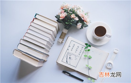 在面对出轨这个问题上 一定要删除的因为自己的前任已经选择了背叛自己，背叛这段感情