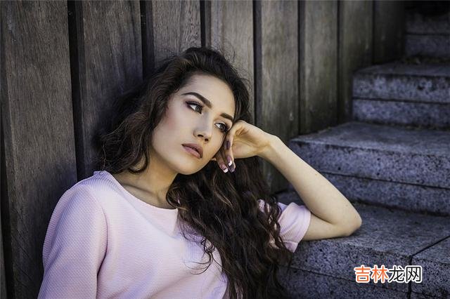 01从常规的角度来说 婆婆问我要钱，我该如何应对？